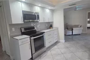 534 SE 34th Terrace, Cape Coral, FL 33904 - Photo 8