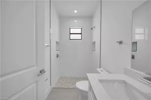 1412 NE 2nd Pl, Cape Coral, FL 33909 - Photo 22