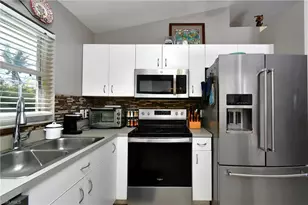 97 Blackstone Dr, Fort Myers, FL 33913 - Photo 10