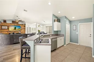 309 NE 30th Terrace, Cape Coral, FL 33909 - Photo 12