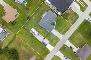 309 NE 30th Terrace, Cape Coral, FL 33909 - Photo 34