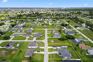 309 NE 30th Terrace, Cape Coral, FL 33909 - Photo 36