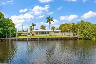 1728 Club House Rd, North Fort Myers, FL 33917 - Photo 8