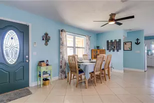 859 Conreid Dr NE, Port Charlotte, FL 33952 - Photo 4