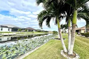 818 SW 8th Pl, Cape Coral, FL 33991 - Photo 24