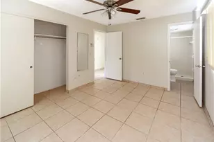 4848 Ipswitch Ct, Fort Myers, FL 33907 - Photo 10