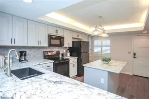 2445 W Gulf Dr, Sanibel, FL 33957 - Photo 6