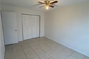 521 NE 24th Pl, Cape Coral, FL 33909 - Photo 14