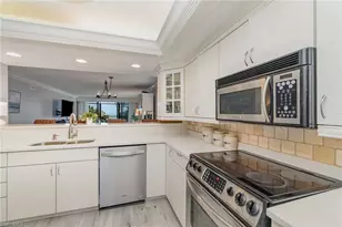 1299 Middle Gulf Dr, Sanibel, FL 33957 - Photo 6