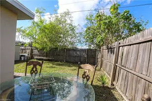 907 Laredo Ave, Lehigh Acres, FL 33936 - Photo 4
