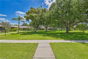 5652 Bolla Ct, Fort Myers, FL 33919 - Photo 44