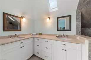 1406 Sanderling Cir, Sanibel, FL 33957 - Photo 20