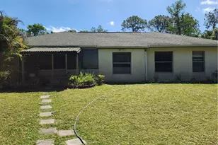 381 8th St NE, Naples, FL 34120 - Photo 8