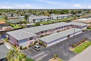 1333 SE 40th Terrace, Cape Coral, FL 33904 - Photo 8