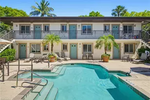 480 5th St S, Naples, FL 34102 - Photo 2