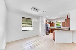 705 SW 10th Pl, Cape Coral, FL 33991 - Photo 26