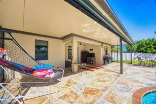 705 SW 10th Pl, Cape Coral, FL 33991 - Photo 32