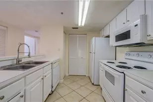 4105 Residence Drive, Fort Myers, FL 33901 - Photo 12