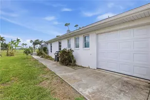 1022 SW 18th Terrace, Cape Coral, FL 33991 - Photo 28