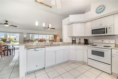 1308 SE 21st Ter, Cape Coral, FL 33990 - Photo 14