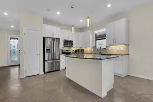 16072 Palmetto Prairie Drive, Alva, FL 33920 - Photo 6