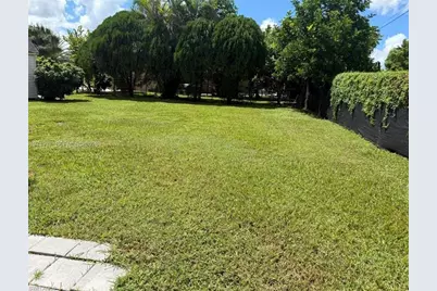 1104 E Jasmine Rd, Lehigh Acres, FL 33936 - Photo 4