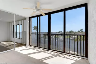 4280 SE 20th Pl #402, Cape Coral, FL 33904 - Photo 2
