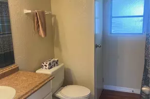 947 Strongbox Dr, North Fort Myers, FL 33917 - Photo 10