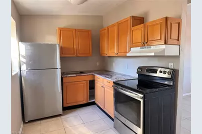 3268 C St E #na, Fort Myers, FL 33916 - Photo 2