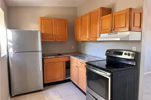 3268 C St E, Fort Myers, FL 33916 - Photo 2
