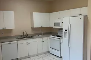 4346 SW 7th Pl, Cape Coral, FL 33914 - Photo 4