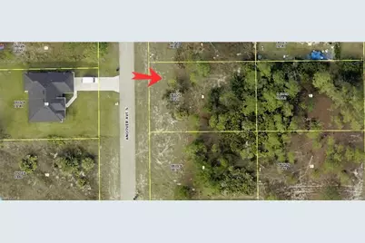 729 Andover Ave S, Lehigh Acres, FL 33974 - Photo 4