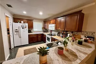 1713 SW 10th Pl, Cape Coral, FL 33991 - Photo 14