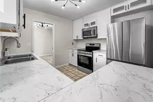 206 SE 46th Ter, Cape Coral, FL 33904 - Photo 18