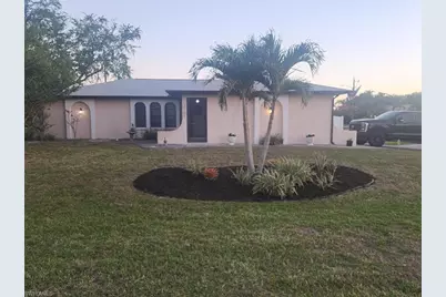 2102 SE 8th Ter, Cape Coral, FL 33990 - Photo 4