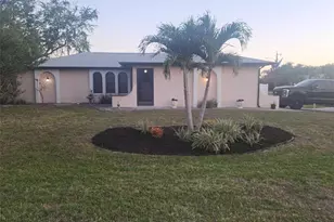 2102 SE 8th Terrace, Cape Coral, FL 33990 - Photo 4