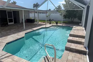 1825 SE 12th Terrace, Cape Coral, FL 33990 - Photo 4