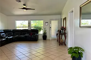 702 SW 25th St, Cape Coral, FL 33914 - Photo 20