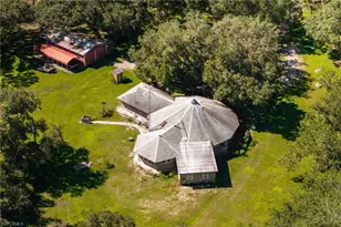 2348 9 Mile Rd, Labelle, FL 33935 - Photo 38