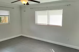 1403 Davis Dr, Fort Myers, FL 33919 - Photo 16