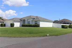 1632 SW 18th St, Cape Coral, FL 33991 - Photo 4