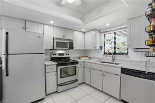 1205 SE 46th Ln, Cape Coral, FL 33904 - Photo 10