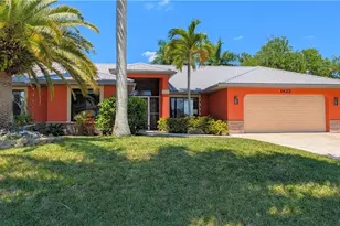 1422 SW 4th Ave, Cape Coral, FL 33991 - Photo 2
