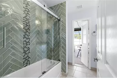 4302 SW 18th Pl, Cape Coral, FL 33914 - Photo 16