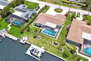 4520 SE 1st Pl, Cape Coral, FL 33904 - Photo 32