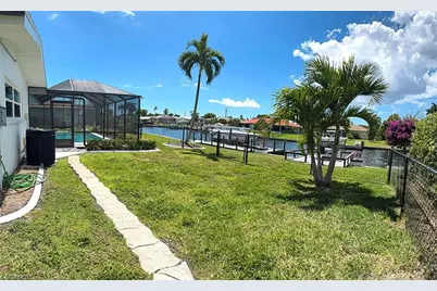 4520 SE 1st Pl, Cape Coral, FL 33904 - Photo 42
