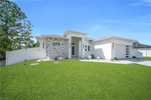 2703 34th St SW, Lehigh Acres, FL 33976 - Photo 4