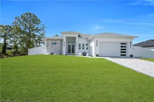 2703 34th St SW, Lehigh Acres, FL 33976 - Photo 8