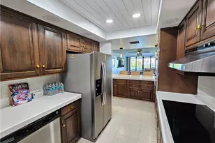 5260 S Landings Dr, Fort Myers, FL 33919 - Photo 6