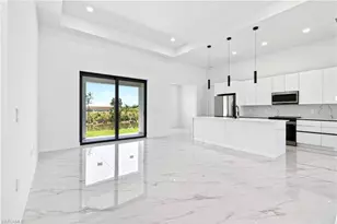 331 NE 15th St, Cape Coral, FL 33909 - Photo 22